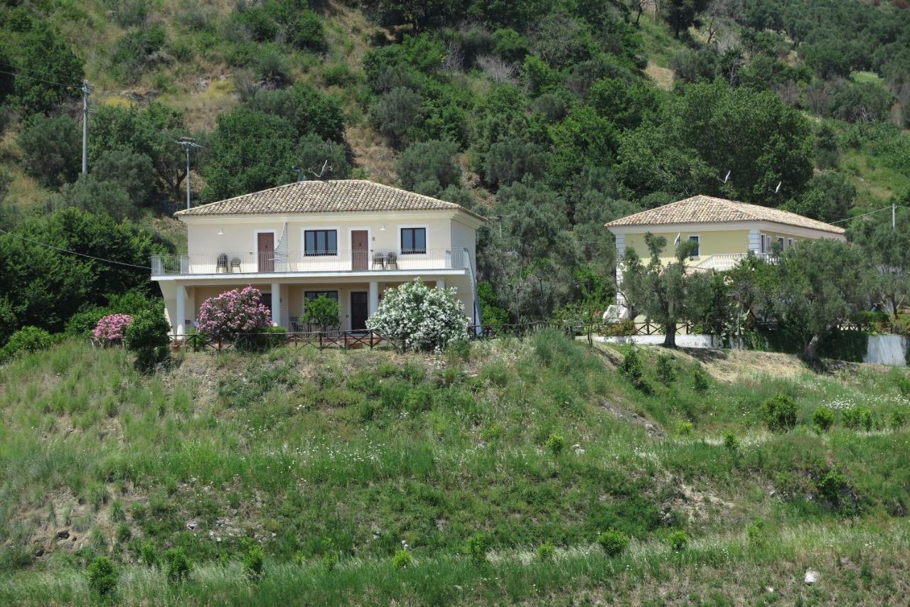 Tenuta Agrituristica Castellesi Squillace Exterior foto